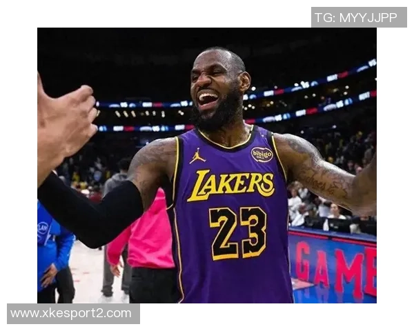 詹姆斯信心满满称球队投篮低迷不会长久好射手众多将助力反弹 詹姆斯信心满满称球队投篮低迷不会长久好射手众多将助力反弹