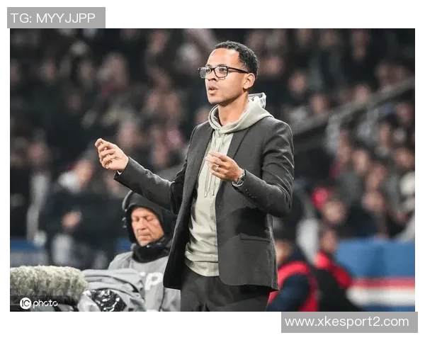 前狼队主帅加里奥尼尔正式接任斯特拉斯堡主教练职务