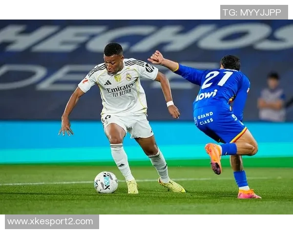 毫无悬念!姆巴佩荣膺皇马九月最佳球员表现惊艳五场七球一助攻 毫无悬念!姆巴佩荣膺皇马九月最佳球员表现惊艳五场七球一助攻